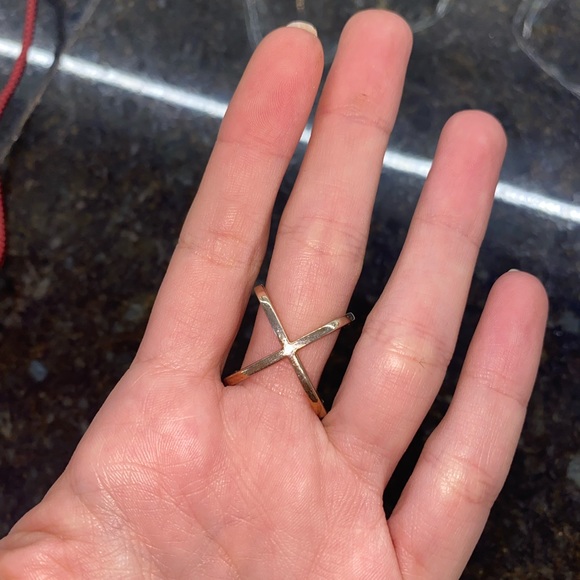 X Style Women’s Ring - Picture 2 of 3